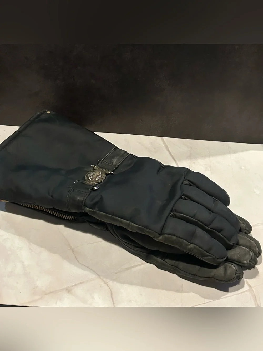 Vintage Arctic Cat Black Cowhide Leather Winter Gloves